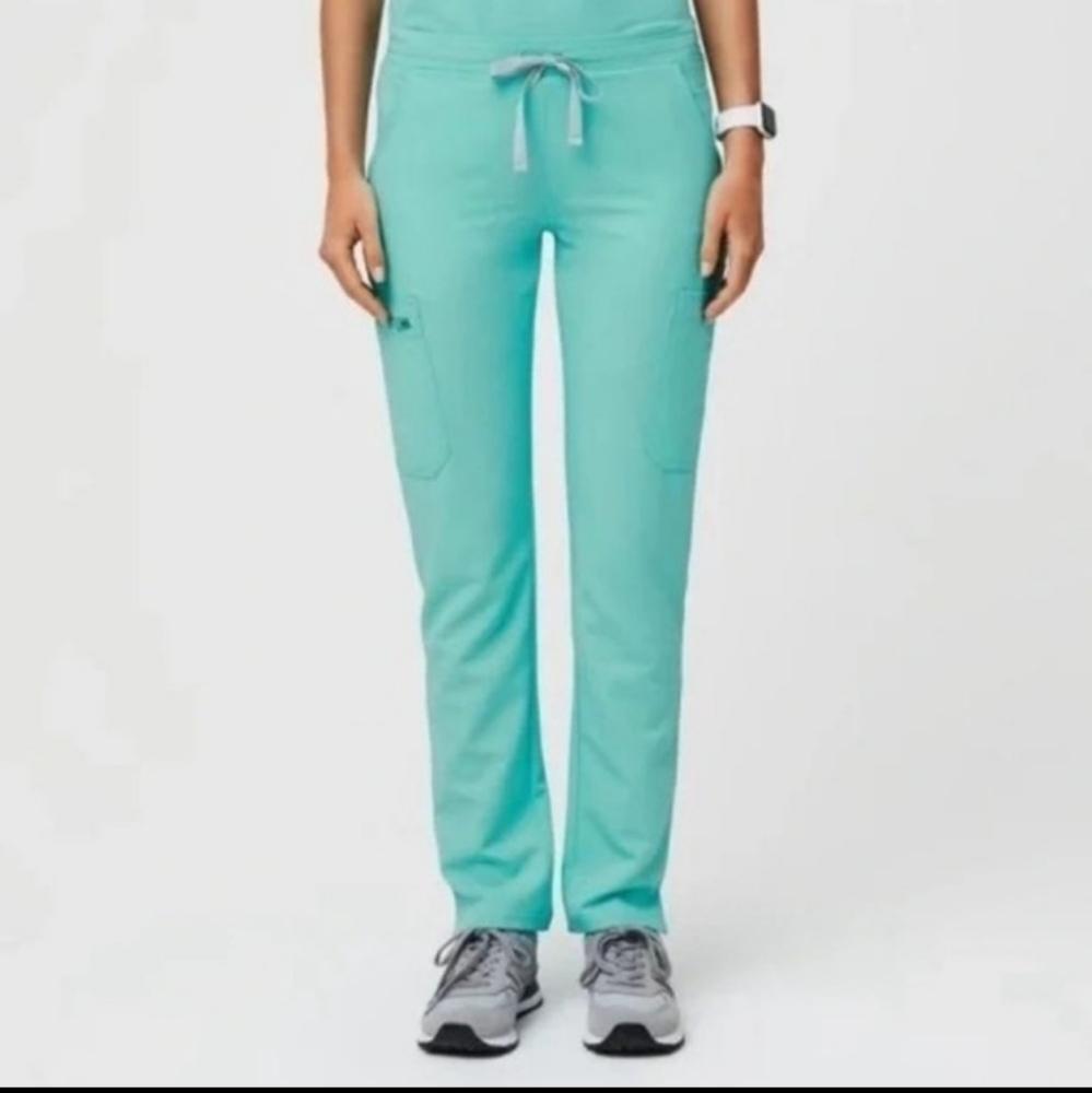Figs Aqua Yola™ Skinny Scrub Pants // Size Medium Tall